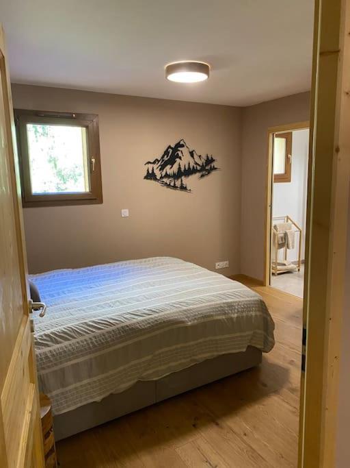 Gorgeous 2 Bedroom, 2 Full Bath, Ski In Apartment! Winner Of 2025 And 2024 Traveller Award! Morzine Bagian luar foto