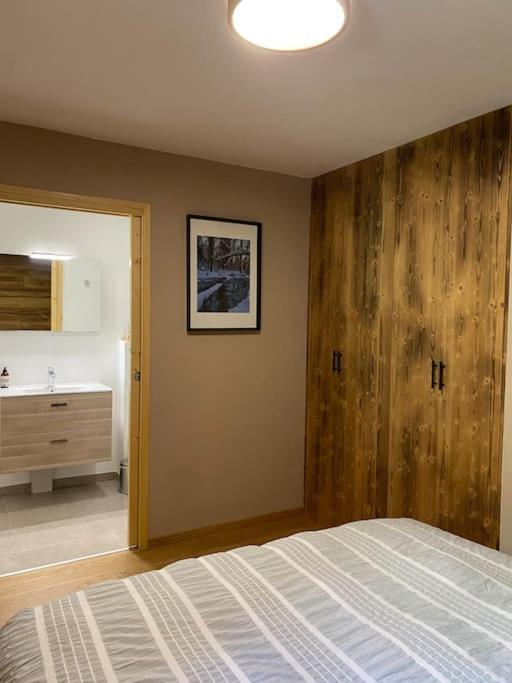 Gorgeous 2 Bedroom, 2 Full Bath, Ski In Apartment! Winner Of 2025 And 2024 Traveller Award! Morzine Bagian luar foto